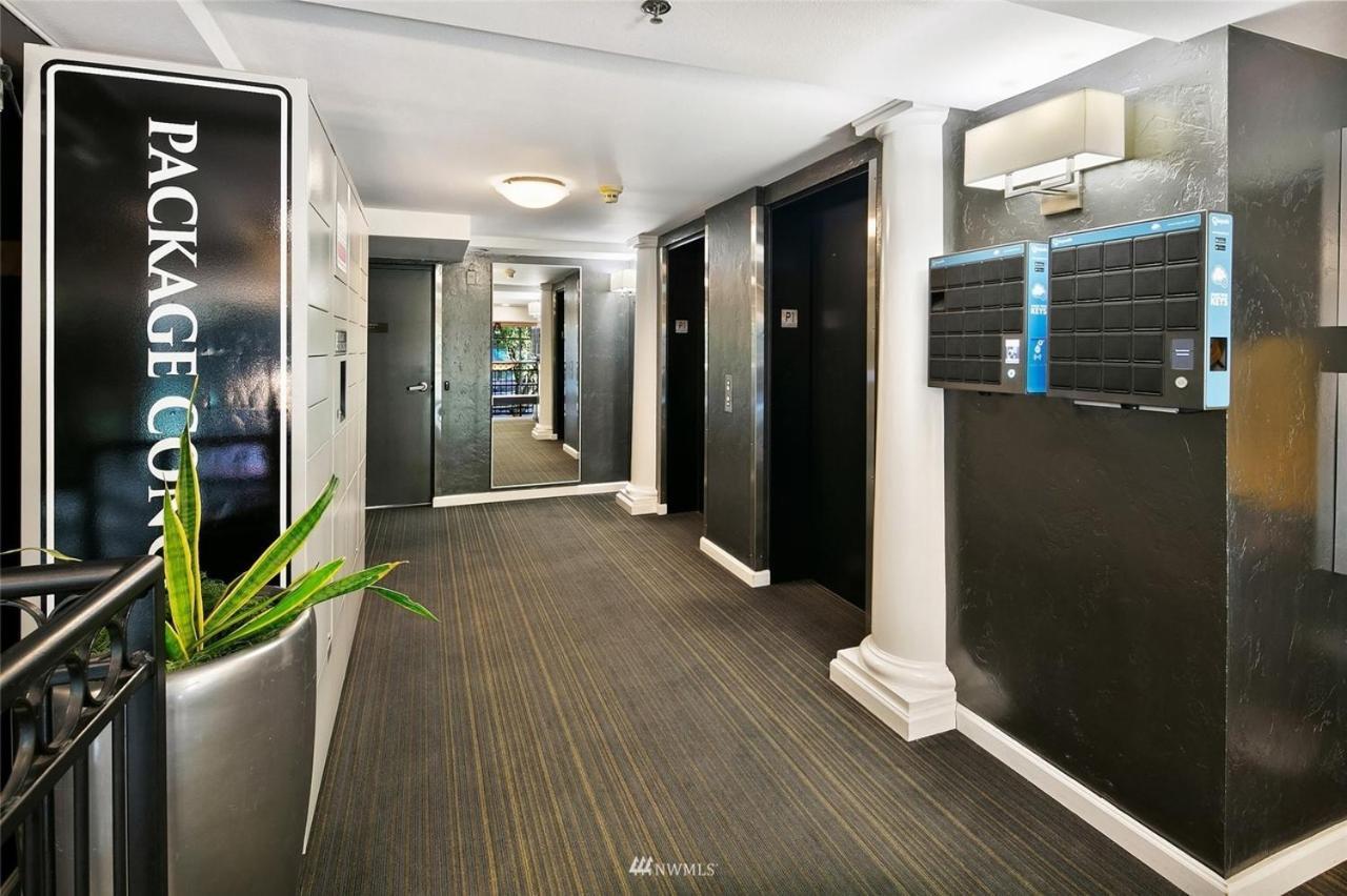 Lovely 1 Bedroom Condo In The Heart Of Seattle! Exterior photo